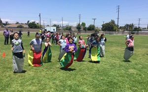 Monroe Welcomes All Families for School-wide Barbecue - article thumnail image